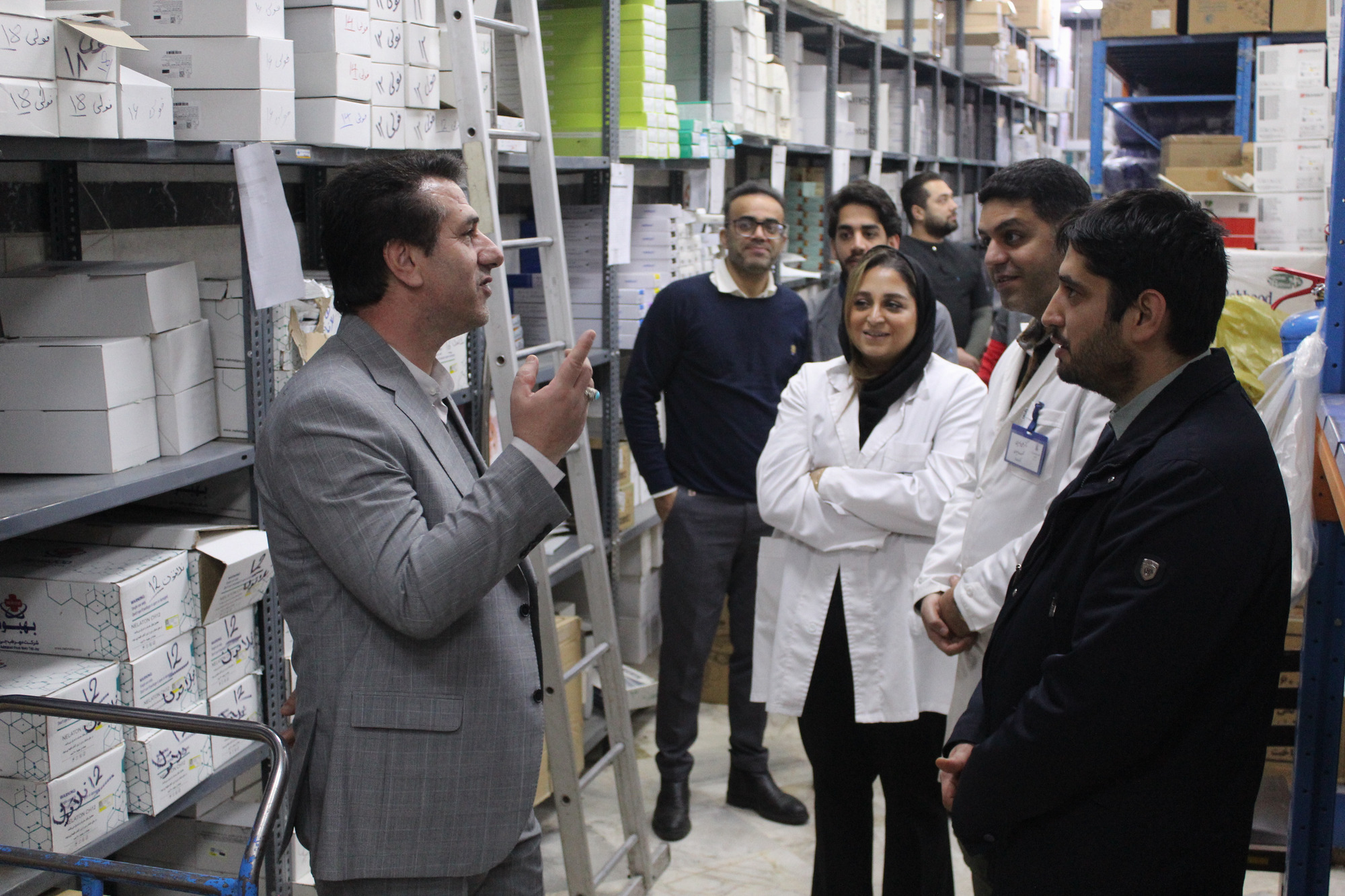 بازدید نماینده ریاست دانشگاه و سرپرست معاونت توسعه و برنامه‌ریزی از داروخانه‌های بیمارستان رسول اکرم (ص)