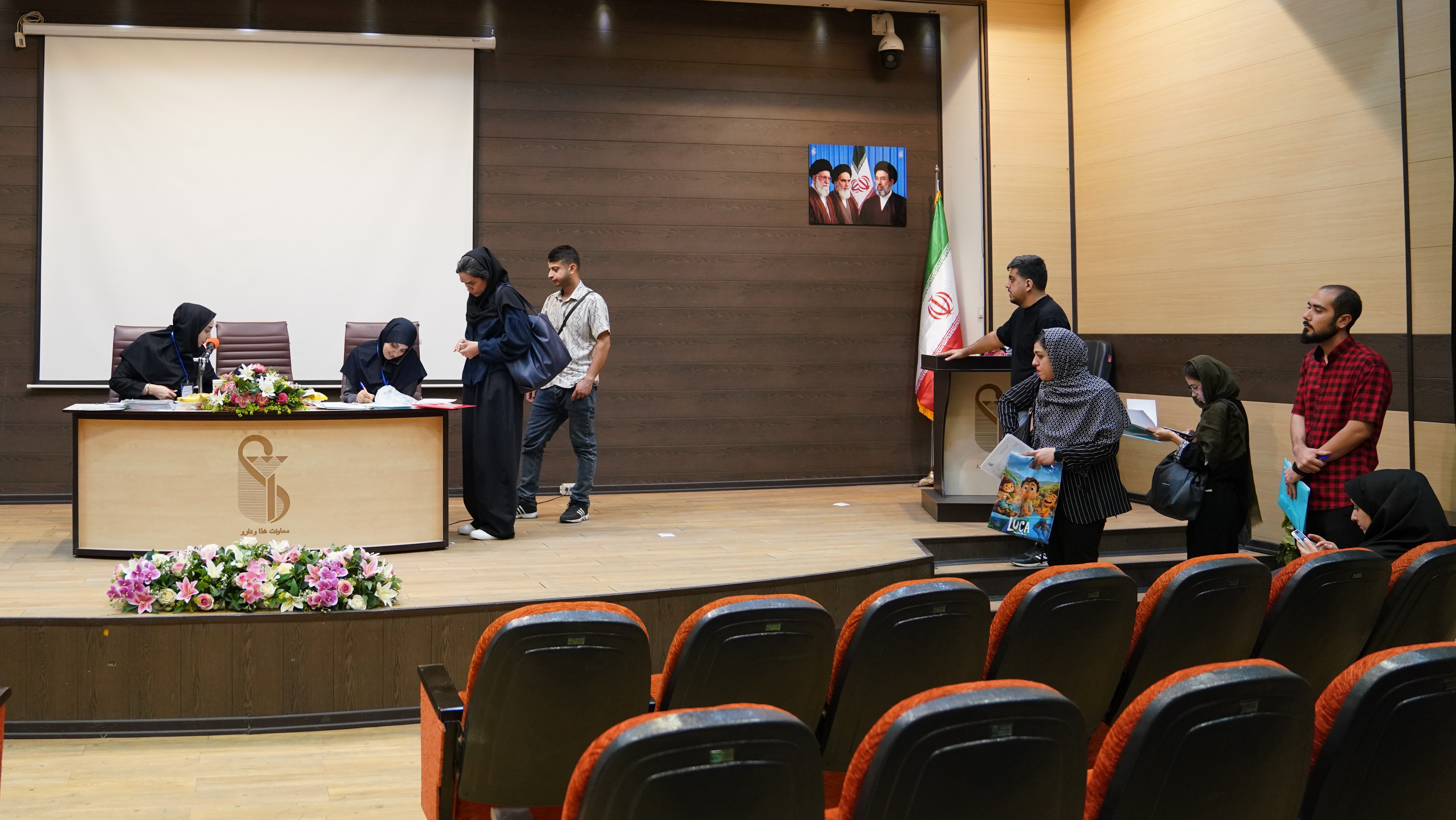 فرآیند مصاحبه جذب نیروی دارویار در مجموعه مدد ایران برگزار شد