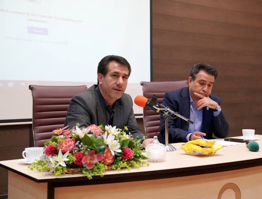دکتر کیانفر: تأمین نیروی انسانی و پشتیبانی عملیاتی خدمات دارویی در مراسم تشییع با آمادگی کامل انجام شد