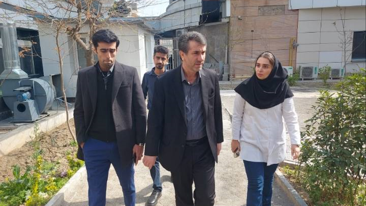 بازدید دکتر کیانفر از داروخانه های تابعه